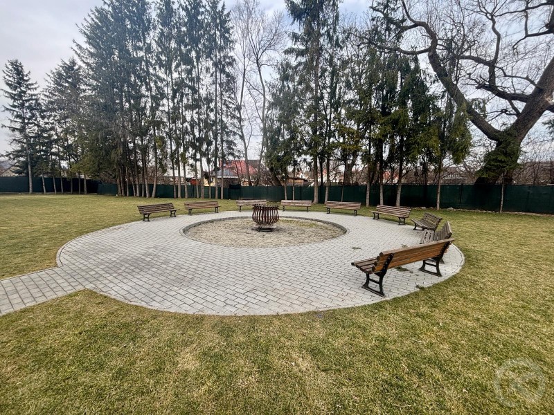 Castle Garden Hostel Arcuș 712178 thumb