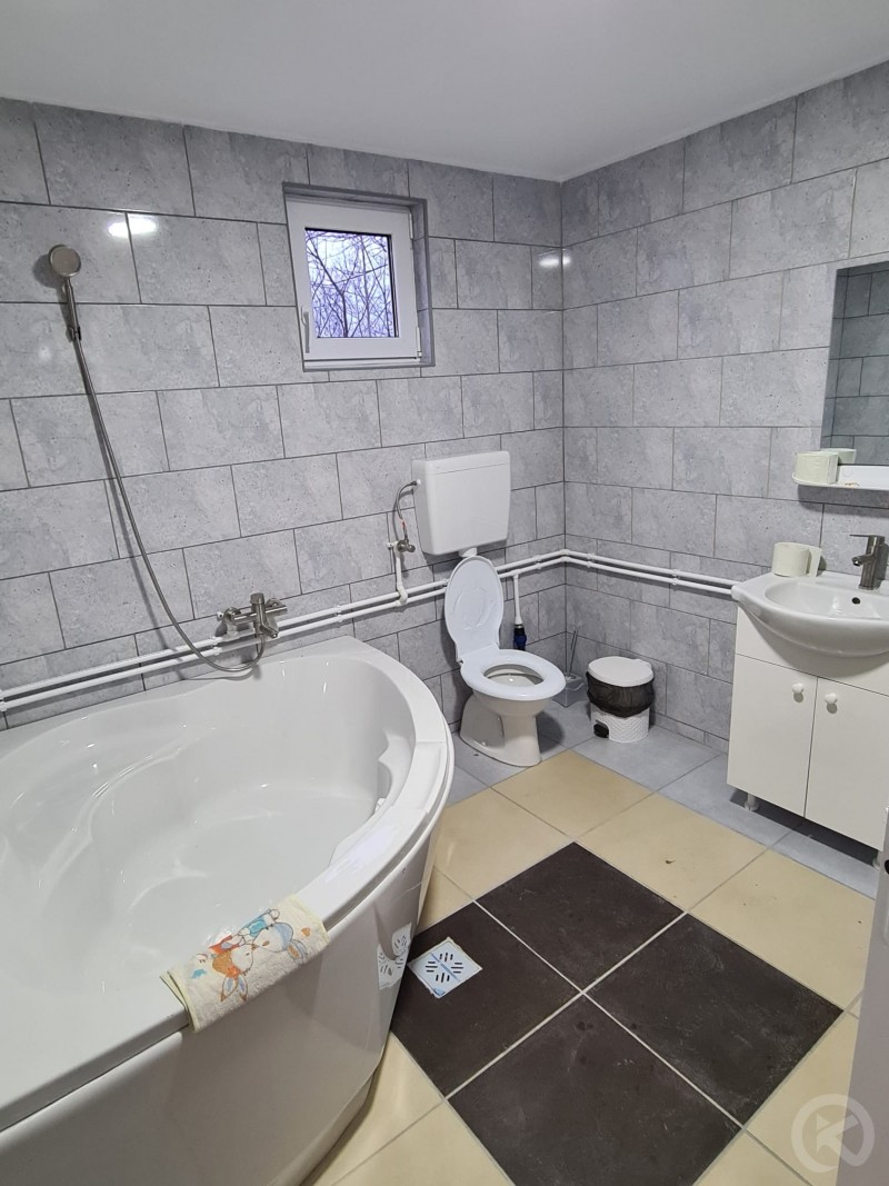 Casa padure Lăzarea 711670 thumb