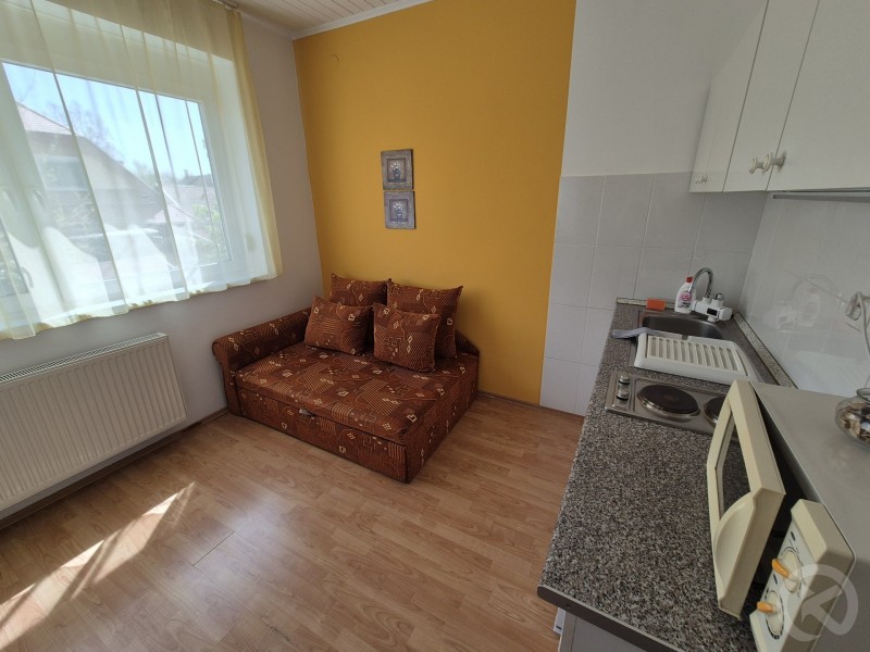 Roxanna Apartman Jula 710735 thumb