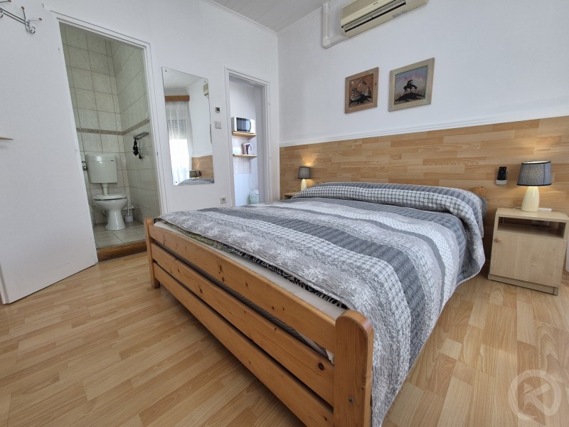 Roxanna Apartman Jula 710709 thumb