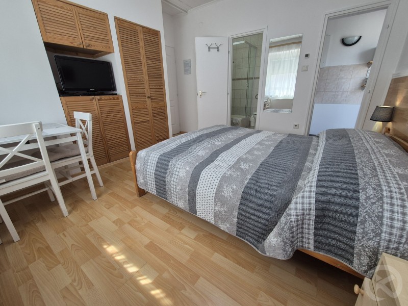 Roxanna Apartman Jula 710708 thumb