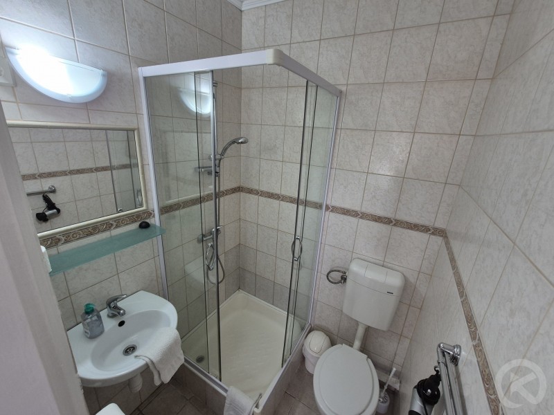 Roxanna Apartman Jula 710712 thumb