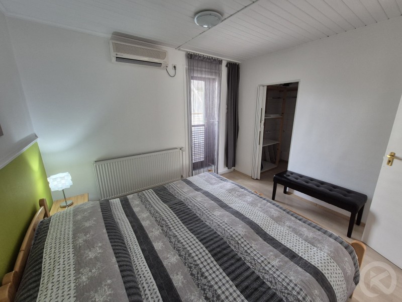 Roxanna Apartman Jula 710738 thumb