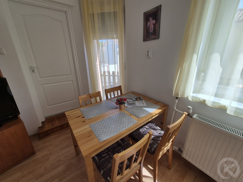 Roxanna Apartman Jula 710731 thumb