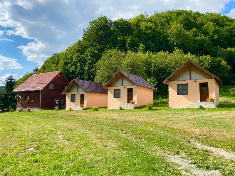 Mădălin Holiday Chalet Pietroasa 683858 thumb