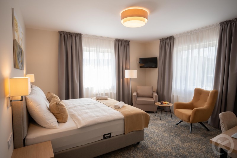 Hotel Kikelet Club  Mișcolț 703475 thumb