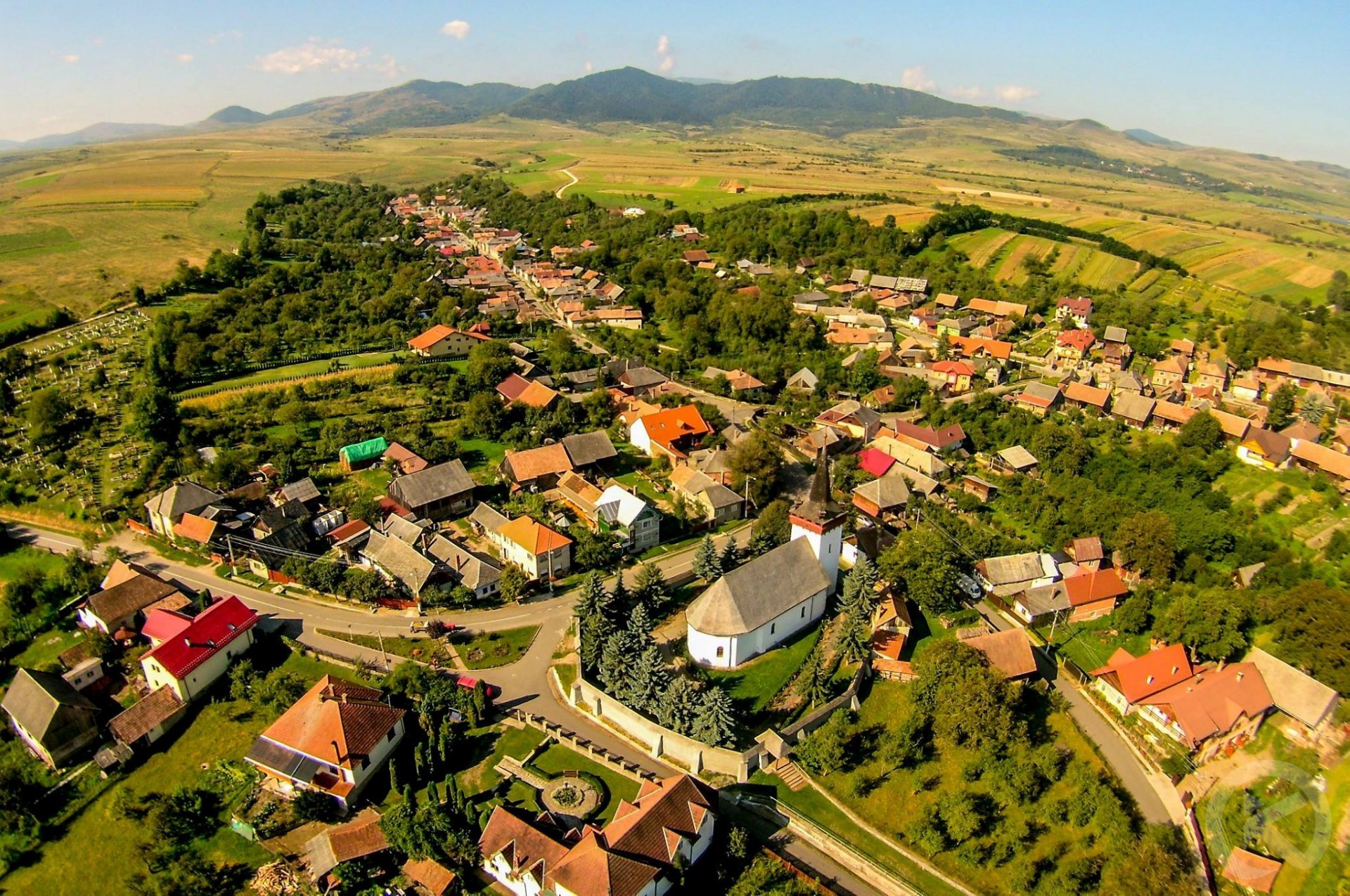 Descriere Turistică Detaliată a Localității S&acirc;ncraiu (Kalotaszentkir&aacute;ly-Zentelke) &ndash; Județul Cluj