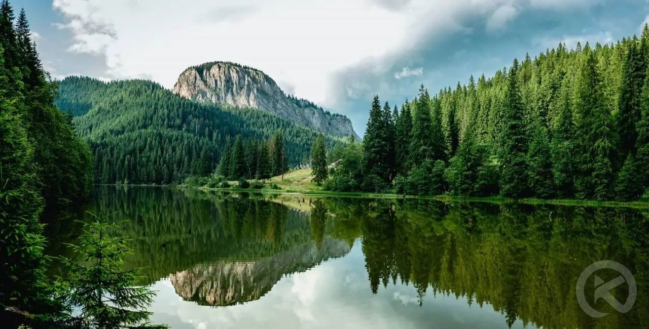 Lacul Roșu &ndash; prezentare turistică