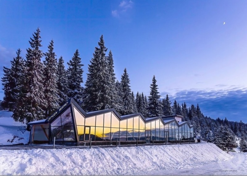 Izvoru Mureșului 817 thumb